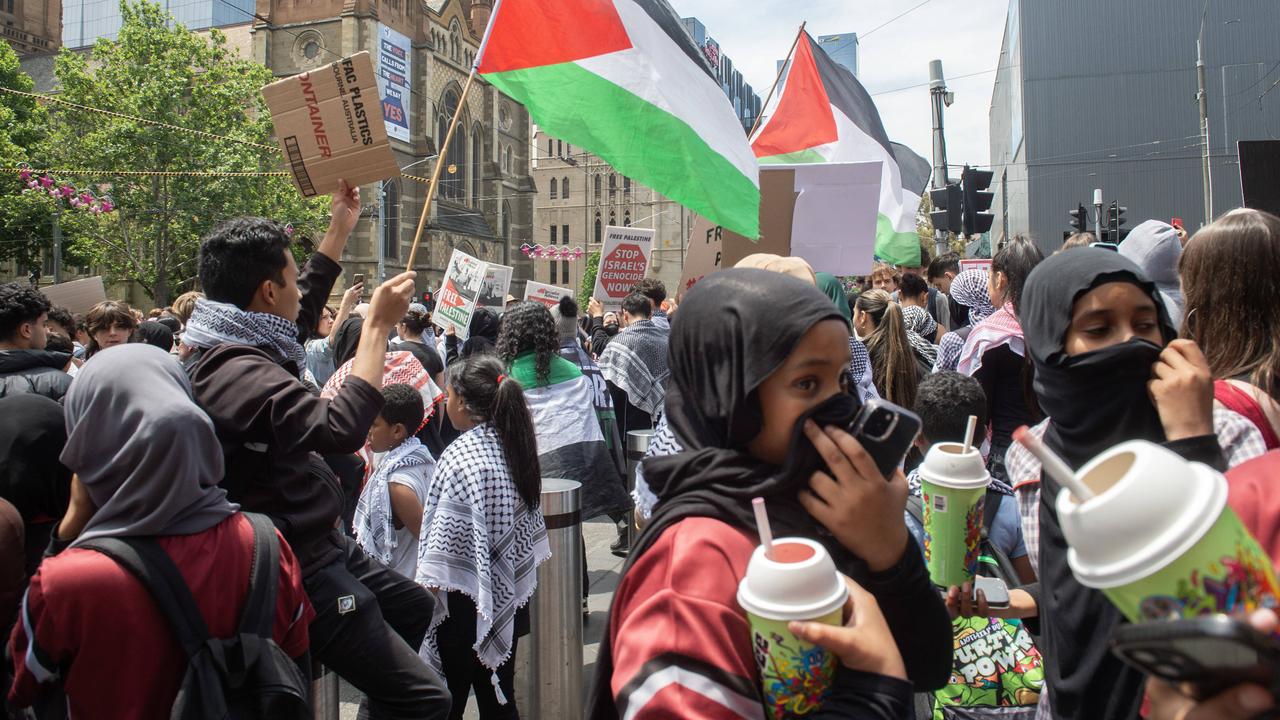 Some of the student protesters in Melbourne on Thursday. Picture: Nicki Connolly/NCA NewsWire