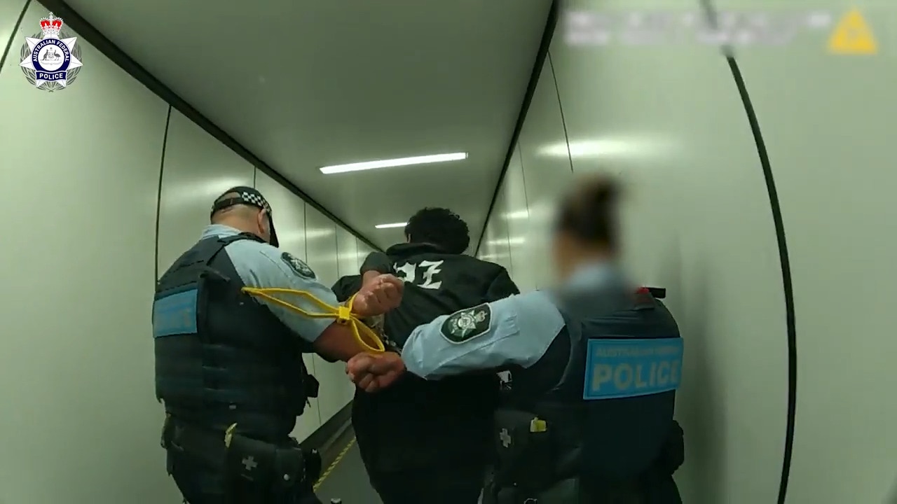 Dramatic flight arrest at Melbourne Airport