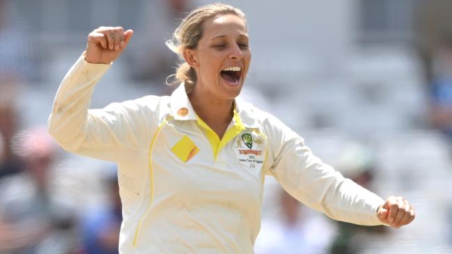 NOTTINGHAM, ENGLAND - JUNE 26: Australia bowler Ashleigh Gardner celebrates the wicket of Lauren Filer during day five of the LV= Insurance Women's Ashes Test match between England and Australia at Trent Bridge on June 26, 2023 in Nottingham, England. (Photo by Stu Forster/Getty Images)