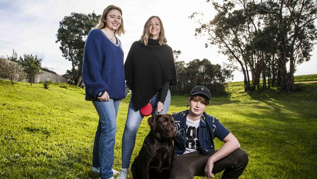 Aspendale Gardens mum Nicky Hodgson said the lockdown had allowed her to spend more quality time with her teenage children. Picture- Nicole Cleary.