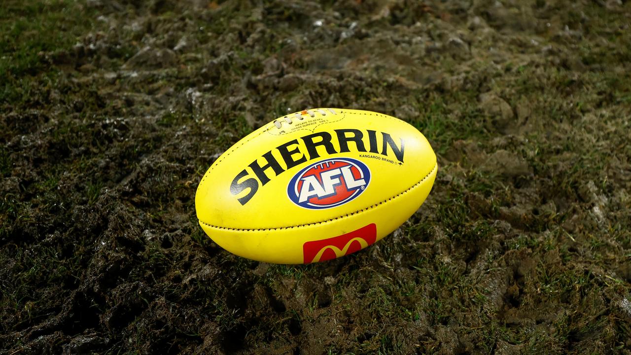 Junior country footy coach served maximum ban