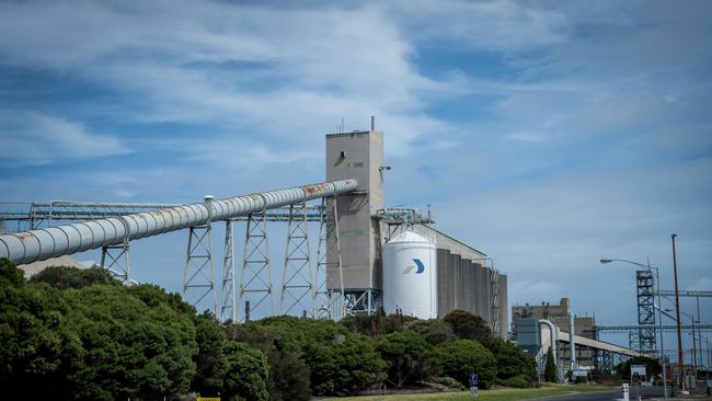 Portland's Alcoa aluminium smelter has been given a lifeline.