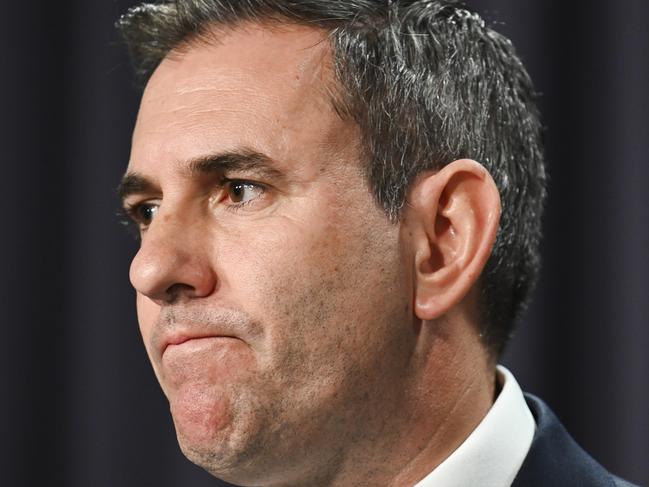 CANBERRA, Australia - NewsWire Photos - September 30, 2024: Treasurer Jim Chalmers and Finance Minister Katy Gallagher hold a press conference about the Final Budget Outcome released today at Parliament House in Canberra. Picture: NewsWire / Martin Ollman