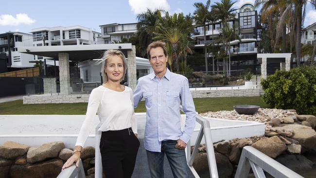 Peter Hawes and wife Dominika Deckert in 2020. (News Corp/Attila Csaszar)