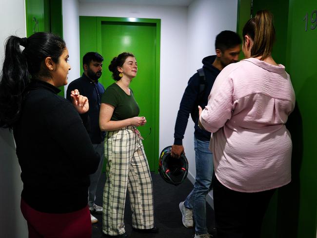 MELBOURNE, AUSTRALIA - NewsWire Photos 25 MARCH 2023:, housing, rent, rental crisis.People are seen attending a rental viewing in Ascot Vale., Picture: NCA NewsWire / Luis Ascui