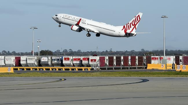 MELBOURNE, AUSTRALIA - NewsWire Photos JULY 07, 2022: A Virgin Australia plane takes off from Melbourne Airport. Picture: NCA NewsWire / Andrew Henshaw