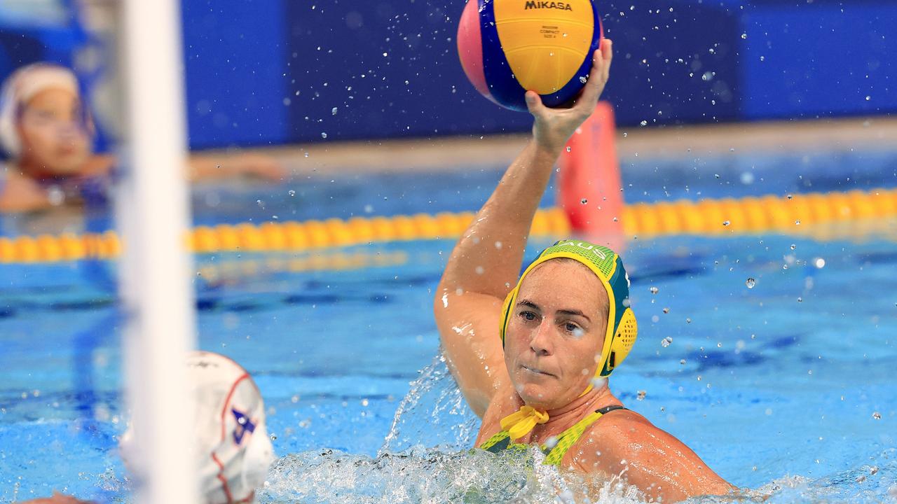 Bronwen Knox attempts a shot on goal for the Aussie Stingers. Picture: Adam Head