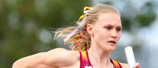 Jones at the Australian All Schools and Youth Athletics Championships as a teenager.