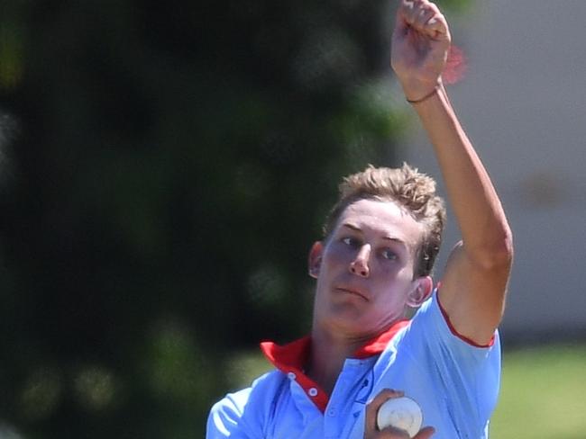 NSW Metro bowler Charlie Anderson during the grand final at Karen Rolton Oval 22 December, 2022, Cricket Australia U19 Male National Championships 2022-23.Picture: Cricket Australia.