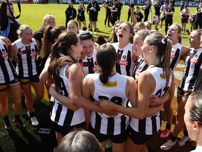 Collingwood players sing the team song after a controversial win over Gold Coast. Picture: Darrian Traynor/Getty Images.