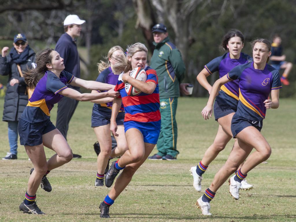 Jess Fitzgibbons for Downlands. Selena Worsley Shield game 1. Girl's rugby 7s Downlands vs Glennie. Saturday, August 6, 2022. Picture: Nev Madsen.