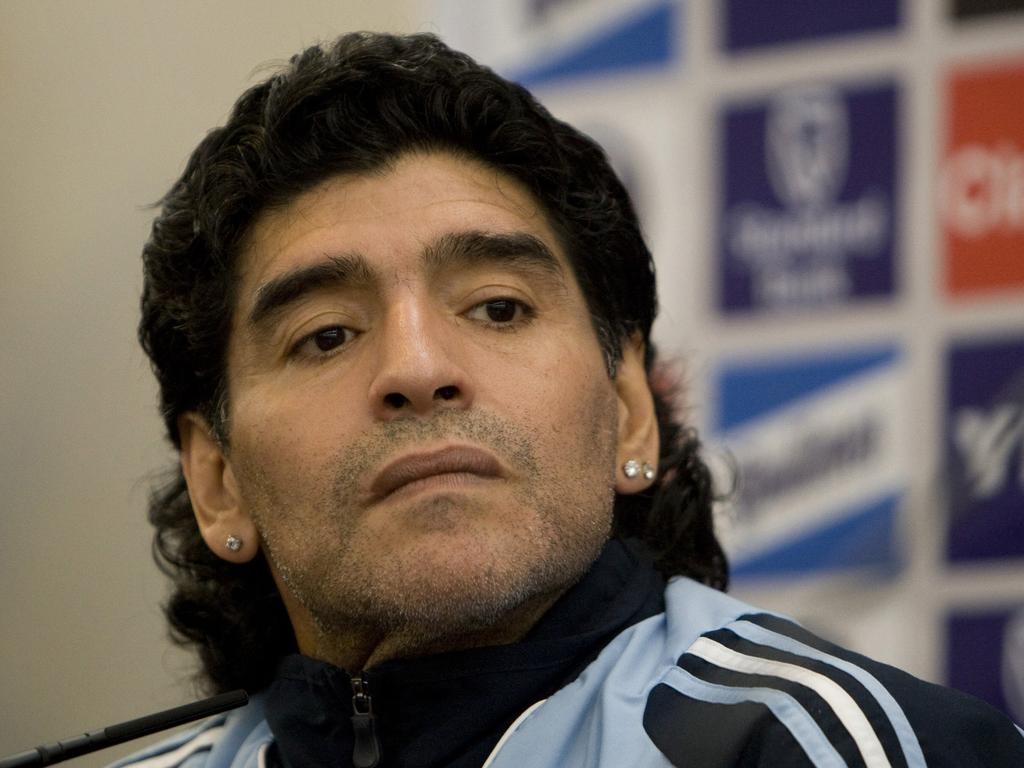 Diego Maradona dead: Funeral home employees fired over photos, football ...
