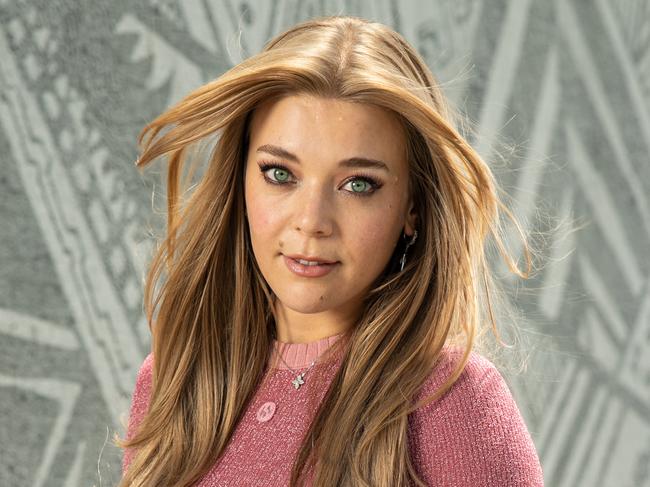 23/01/2024. The DailyTelegraph. News.Woolloomooloo, Sydney, NSW, Australia.Portraits of British singer Becky Hill pictured in Woolloomooloo.Picture: Julian Andrews