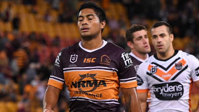 Anthony Milford of the Broncos reacts following the Round 5 NRL match between the Brisbane Broncos and the Wests Tigers at Suncorp Stadium in Brisbane, Thursday, April 11, 2019. (AAP Image/Dave Hunt) NO ARCHIVING, EDITORIAL USE ONLY