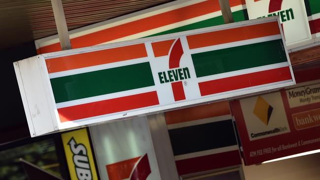 A court has heard a woman was “pleading for her life” moments before she fell uncoinscious during an alleged assault at a Caulfield 7-Eleven in 2022. (AAP Image/Julian Smith) NO ARCHIVING