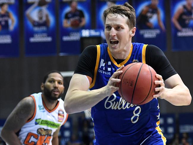 Bullets star Cameron Bairstow drives to the basket on Saturday night. Picture: Getty Images