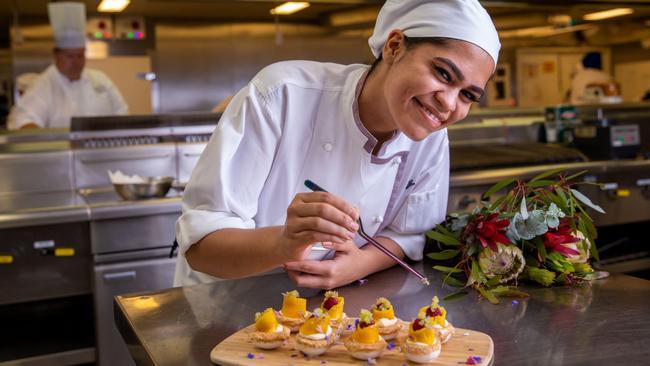 Apprentice Chef, Aboriginal woman, Shaikhani Fewings, will cook and participate in the upcoming Parrtjima Festival in Alice Springs.