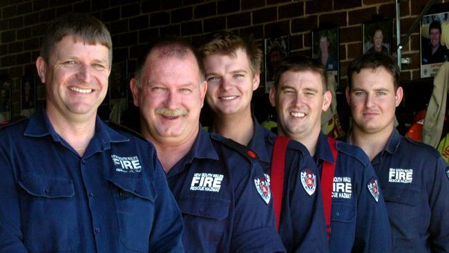 Ken Maxwell (left) with Kurri Kurri Fire Station crew in 2005. Picture: Rob McKell.