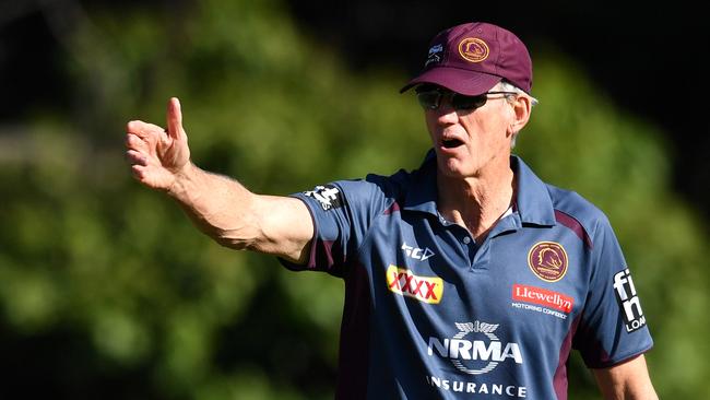 Brisbane Broncos coach Wayne Bennett is seen during a team training session at Clive Berghofer Field in Brisbane, Friday, June 15, 2018. The Broncos face the Cronulla-Sutherland Sharks in Round 15 of the NRL on Saturday night. (AAP Image/Darren England) NO ARCHIVING