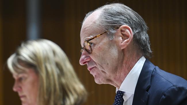 ANZ CEO Shayne Elliott had his short term bonus cut from $2.4m to $1.3m on the back of an investigation by ASIC into the bank’s markets business. Picture: Martin Ollman