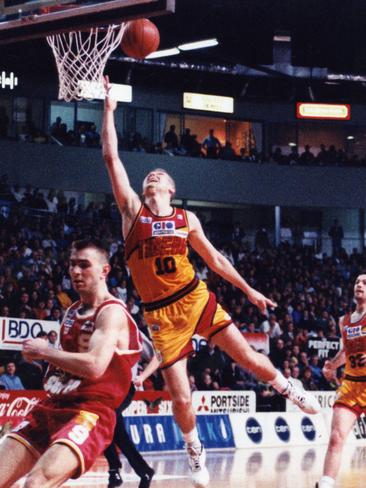 Andrew Gaze, Mark Bradtke head NBL 40th anniversary team