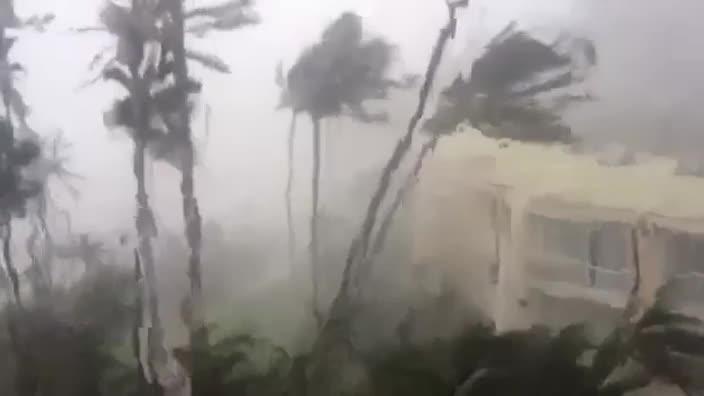 Daydream Island lashed by Cyclone Debbie