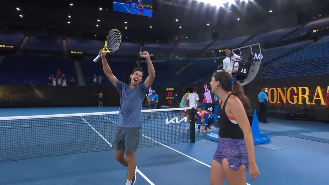 Semifinálový čas smíšené čtyřhry, Jaimee Fourlis a Jason Kubler zvítězili, Daniil Medveděv vs. Felix Auger-Aliassime