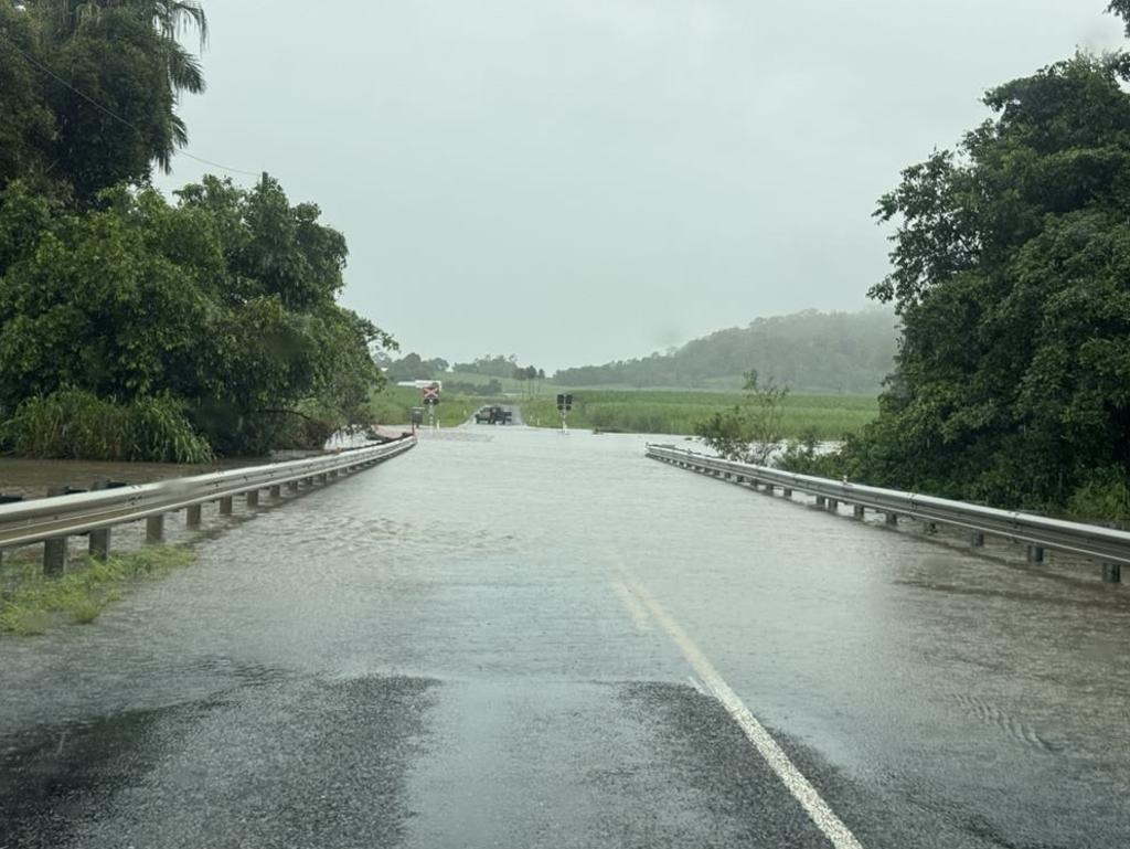 Mackay weather. Flooding on Glendaragh Rd on February 4, 2025. Photo supplied by Graham Stoker