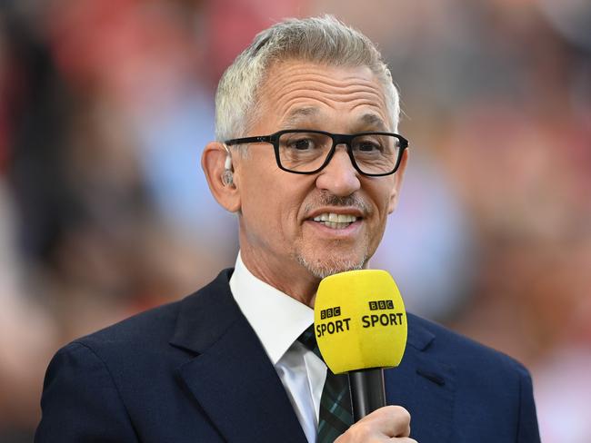 LONDON, ENGLAND - APRIL 16: Sports Broadcaster, Gary Lineker presents prior to The Emirates FA Cup Semi-Final match between Manchester City and Liverpool at Wembley Stadium on April 16, 2022 in London, England. (Photo by Shaun Botterill/Getty Images)