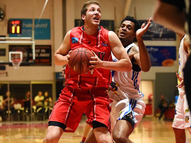 Michael Knoll played in the SEABL with Kilsyth before taking up football. Picture: Steve Tanner