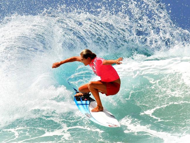 Tweed Surfer Steph Gilmore rips into a wave at Snapper Rocks Photo Scott Powick