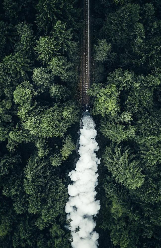 Pictures from #Green2020, Agora’s latest online photo contest. 'Old steam locomotive in the woods' by @borsch (Russia).