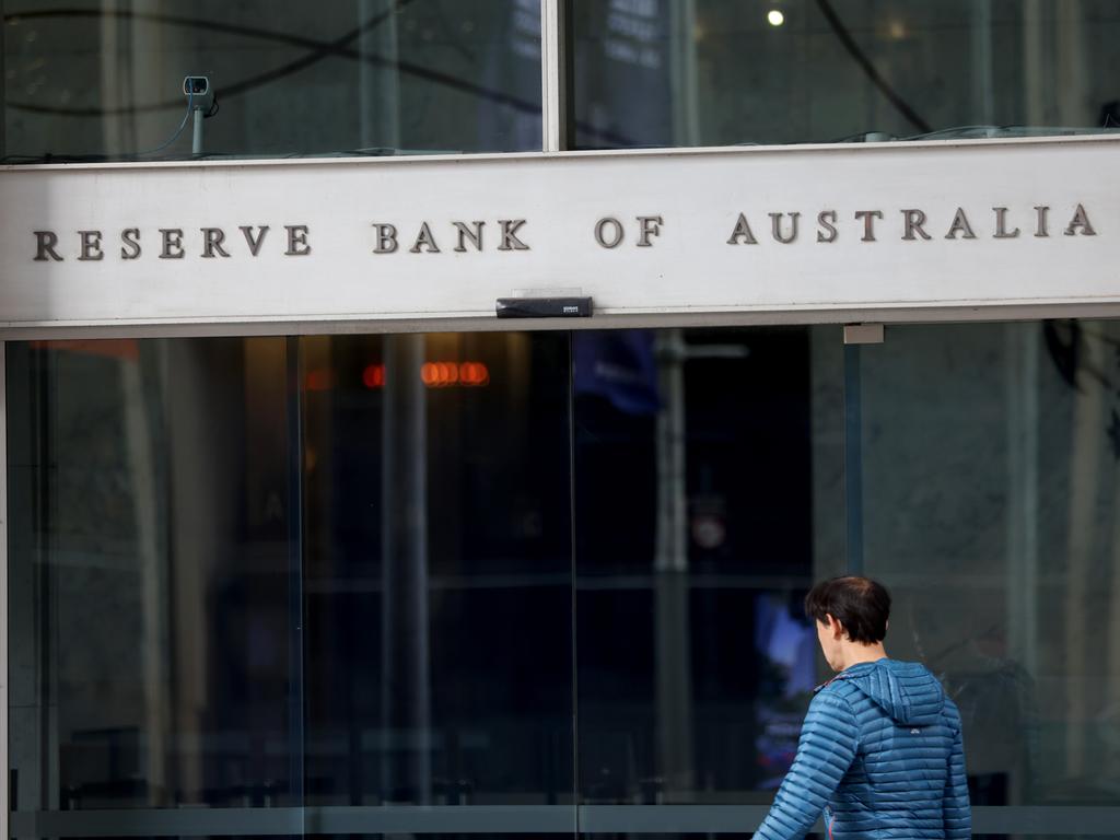 Interest rates are continuing to climb. Picture: NCA NewsWire / Damian Shaw
