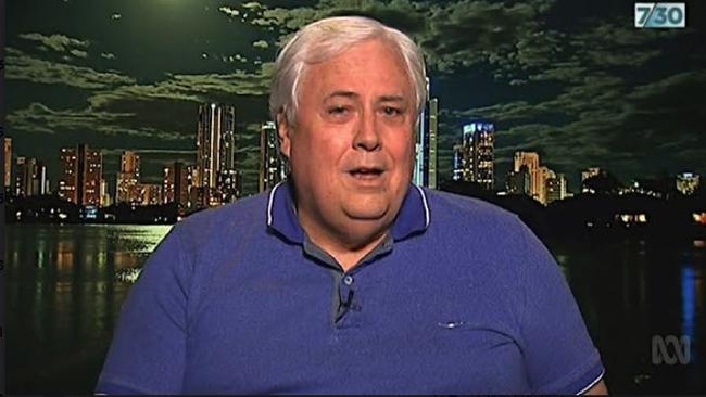 Clive Palmer being interviewed by Leigh Sales