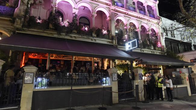 Kings Cross at 1:30am. Before the lockout laws, this was a very different scene. (Pic: Gordon McComiskie)