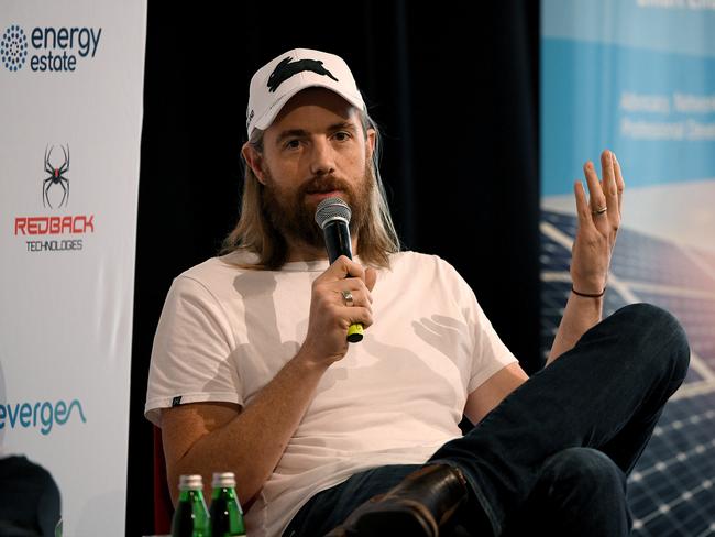 Co-Founder and CO-CEO of Atlassian, Mike Cannon-Brookes, has also come out in support of the app and urged tech companies to help the government iron out any glitches.