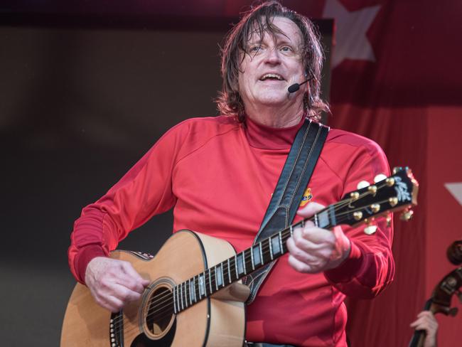 Wiggles' Murray Cook During Concert For Bushfire Relief, On Friday 17.01.2020. (Daily Telegraph / Flavio Brancaleone)