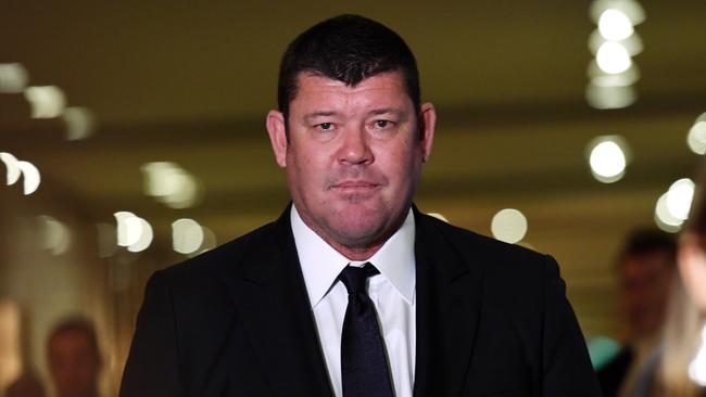 James Packer leaves the Crown Resorts AGM in Melbourne. Pic: AAP