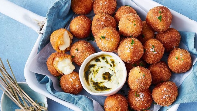 Pumpkin and cheese-stuffed vegetarian nuggets that the kids will love!