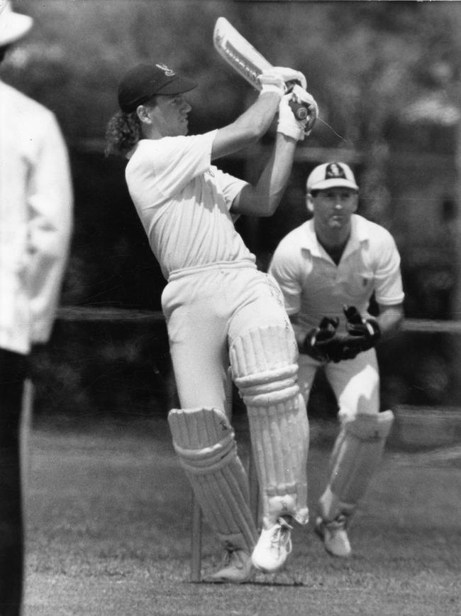 Stuart Law pulls a ball away to the boundary off Les Stillman.