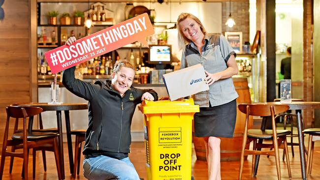 (L-R) Rebecca Law from Shoebox Revolution &amp; Allison Williams from Diggers at The Entrance getting behind DoSomething Day. Picture: AAP Image/Troy Snook