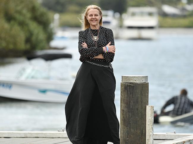 13/10/2020 : Sandy Bolton, the current Independent State Member for Noosa, takes a short break from campaigning on the Noosa river at Tewantin on the Sunshine Coast. Pic Lyndon Mechielsen