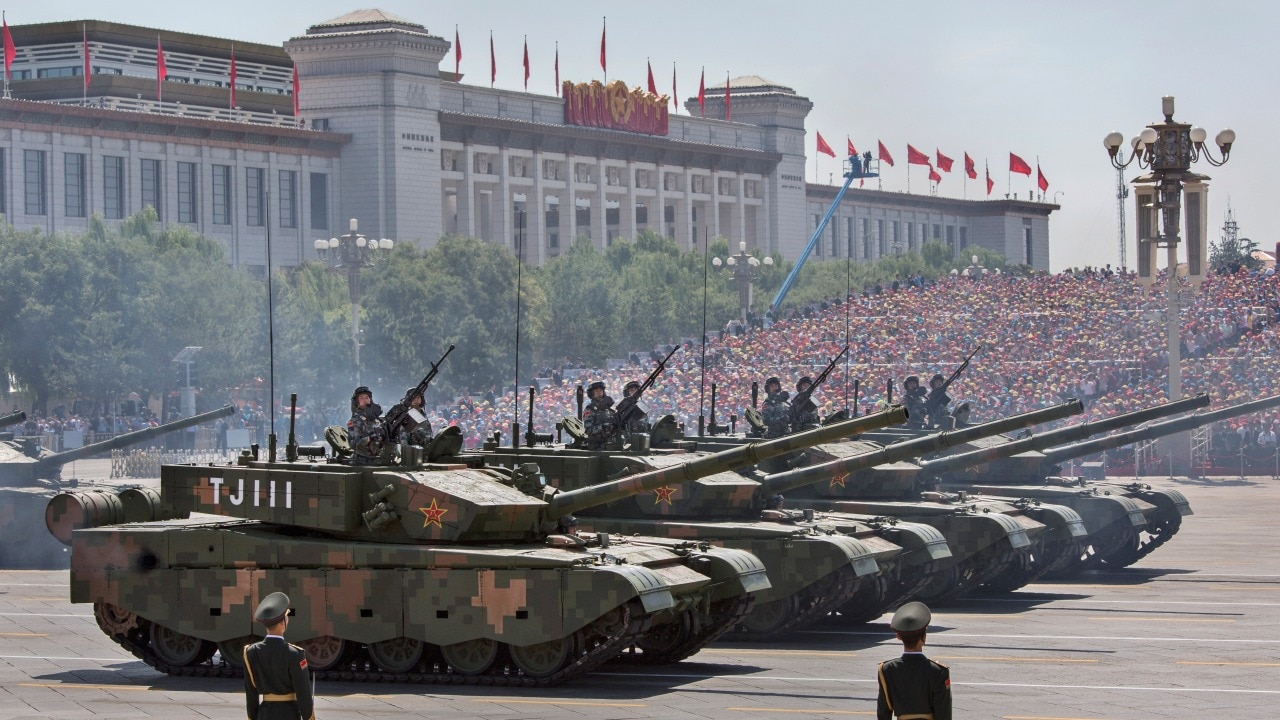 China și Statele Unite se îndreaptă către război cu cei doi lideri militari ai lor care se comportă ca un soț răsfățat de 12 ani