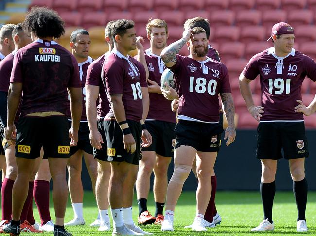 BRISBANE, AUSTRALIA - JULY 10: The Queensland team are seen during the Queensland Maroons State of Origin Captain's Run at Suncorp Stadium on July 10, 2018 in Brisbane, Australia.  (Photo by Bradley Kanaris/Getty Images)