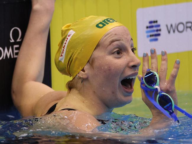 Mollie O‘Callaghan celebrates winning gold with a new WR time in the Women’s 200m Freestyle Final at the Fukuoka 2023 World Aquatics Championships. Picture: Adam Pretty/Getty Images