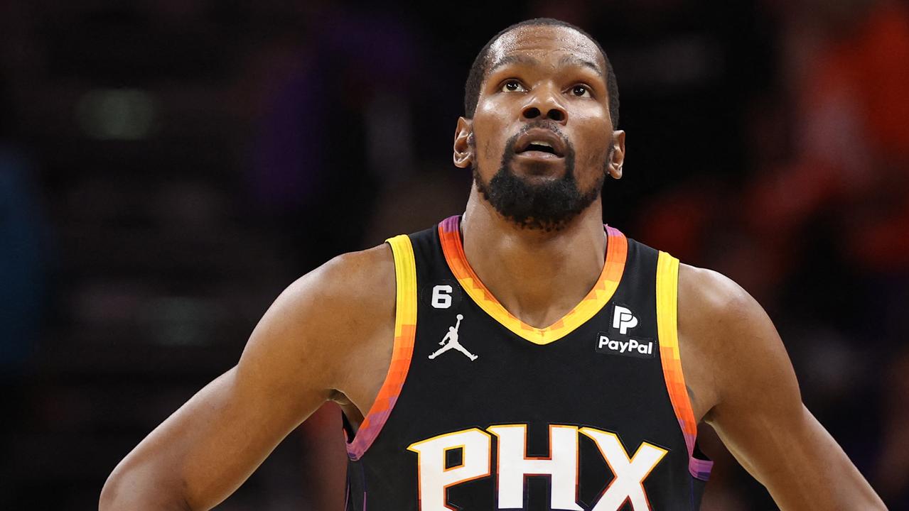 PHOENIX, ARIZONA - MAY 11: Kevin Durant #35 of the Phoenix Suns reacts during the fourth quarter against the Denver Nuggets in game six of the Western Conference Semifinal Playoffs at Footprint Center on May 11, 2023 in Phoenix, Arizona. NOTE TO USER: User expressly acknowledges and agrees that, by downloading and or using this photograph, User is consenting to the terms and conditions of the Getty Images License Agreement. Christian Petersen/Getty Images/AFP (Photo by Christian Petersen / GETTY IMAGES NORTH AMERICA / Getty Images via AFP)