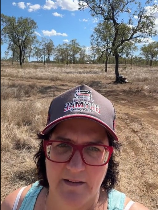 An angry Heidi took to TikTok to blast Australia Post for the poor delivery attempt. Picture: TikTok