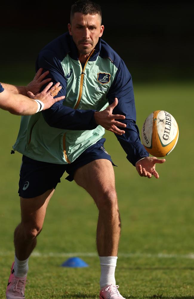 The calmer approach of Schmidt has seen the more experienced Jake Gordon selected at scrum half. Picture: Matt King/Getty Images