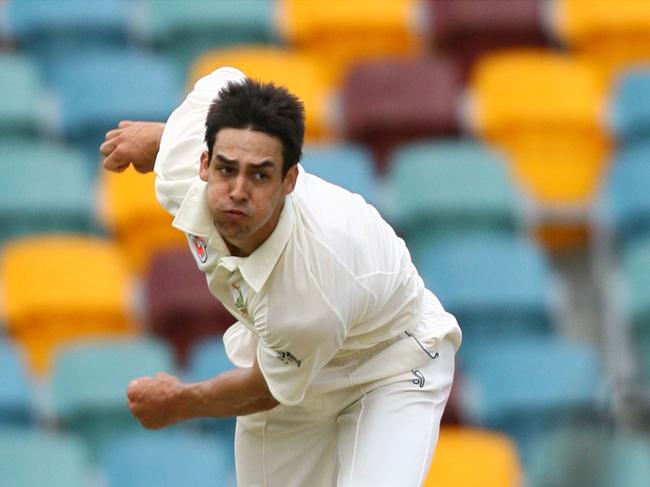 Australia's Mitchell Johnson bowling during Day 4 of the first test Australia vs Sri Lanka at the Gabba