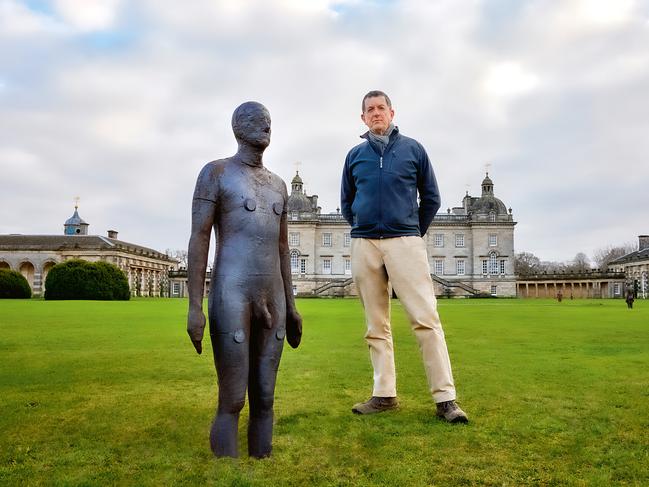 EMBARGO FOR WISH 06 JUNE 2024. FEE MAY APPLY. Antony Gormley at Houghton Hall, 2023, Photo: Pete Huggins, ÃÂ© Pete HugginsMuseum ExhibitionsAntony GormleyTime Horizon to be shown at Houghton Hall21 AprilÃ¢â¬â31 October 2024Houghton Hall, NorfolkTime Horizon, one of Antony GormleyÃ¢â¬â¢s most spectacular large-scale installations, will be shown across the grounds and through the house at Houghton Hall in Norfolk from 21 April Ã¢â¬â 31 October 2024, the first time the work will be staged in the UK. Featuring 100 life-size sculptures, the works are distributed across 300 acres of the park, the furthest away being approximately 1.5 miles on the West Avenue.  The cast-iron sculptures, each weighing 620kg and standing at an average of 191cm, are installed at the same datum level to create a single horizontal plane across the landscape. Some works are buried, allowing only a part of the head to be visible, while others are buried to the chest or knees according to the topography. Only occasionally do they stand on the existing surface. Around a quarter of the works are placed on concrete columns that vary from a few centimetres high to rising four meters off the ground.https://ropac.net/news/1619-antony-gormley-time-horizon-to-be-shown-at-houghton-hall/